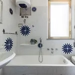 Appartamento Guesthost - Comfy 10 Min From The *